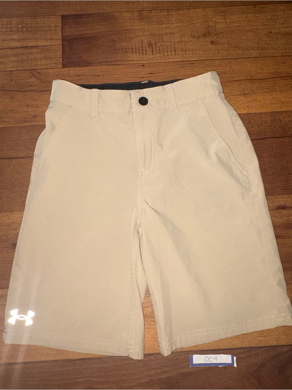 Under Armour Boys Size 10 Tan Khaki Performance Golf Athletic Shorts